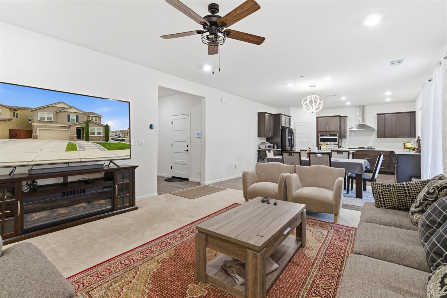 Manteca, California, 95337, United States, 4 Bedrooms Bedrooms, ,3 BathroomsBathrooms,Residential,For Sale,2001194