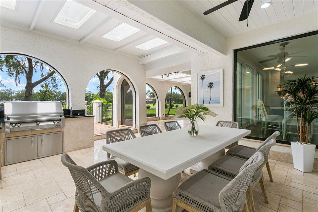 Tampa, Florida, 33613, United States, 7 Bedrooms Bedrooms, ,8 BathroomsBathrooms,Residential,For Sale,1979226