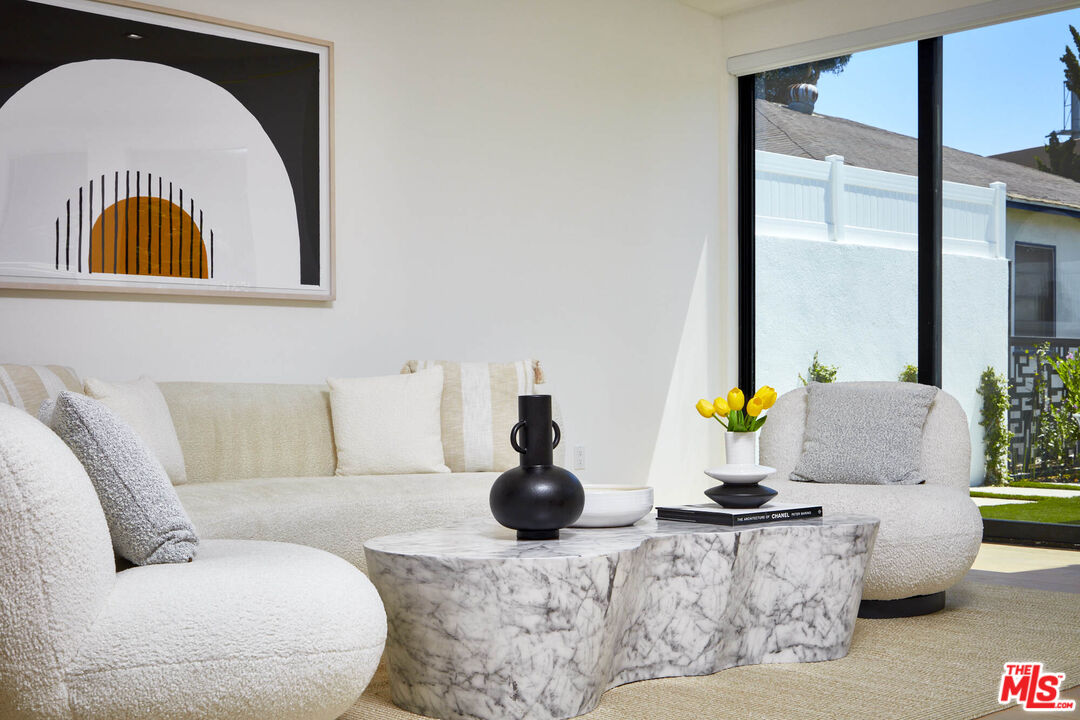 Culver City, California, 90230, United States, 4 Bedrooms Bedrooms, ,7 BathroomsBathrooms,Residential,For Sale,1804248