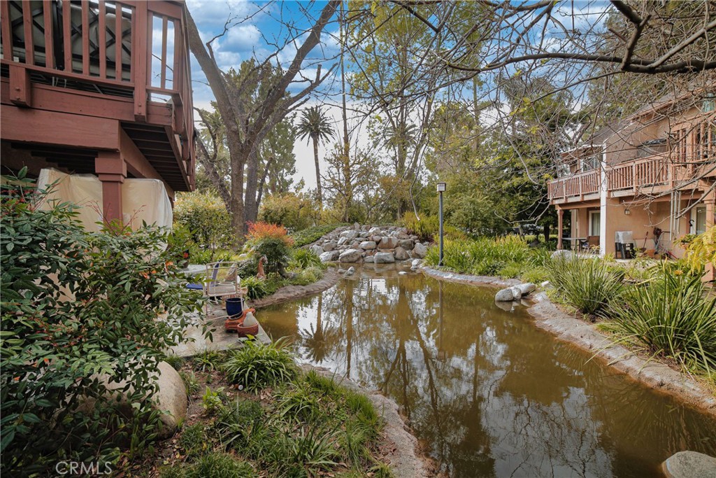 Canoga Park, California, 91303, United States, 2 Bedrooms Bedrooms, ,1 BathroomBathrooms,Residential,For Sale,1903560