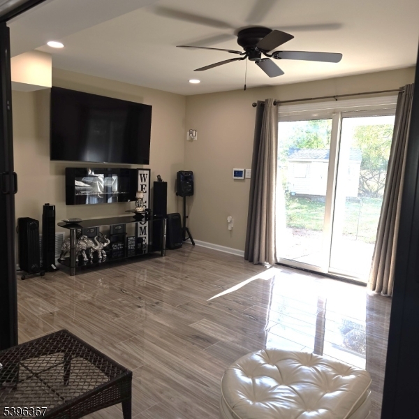 Fanwood Boro, New Jersey, 07023, United States, 4 Bedrooms Bedrooms, ,2 BathroomsBathrooms,Residential,For Sale,1991828