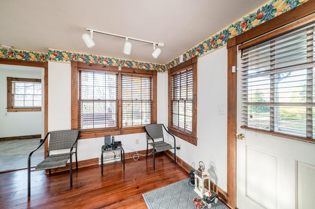 Gladstone, Virginia, 24553, United States, 2 Bedrooms Bedrooms, ,3 BathroomsBathrooms,Residential,For Sale,1801493