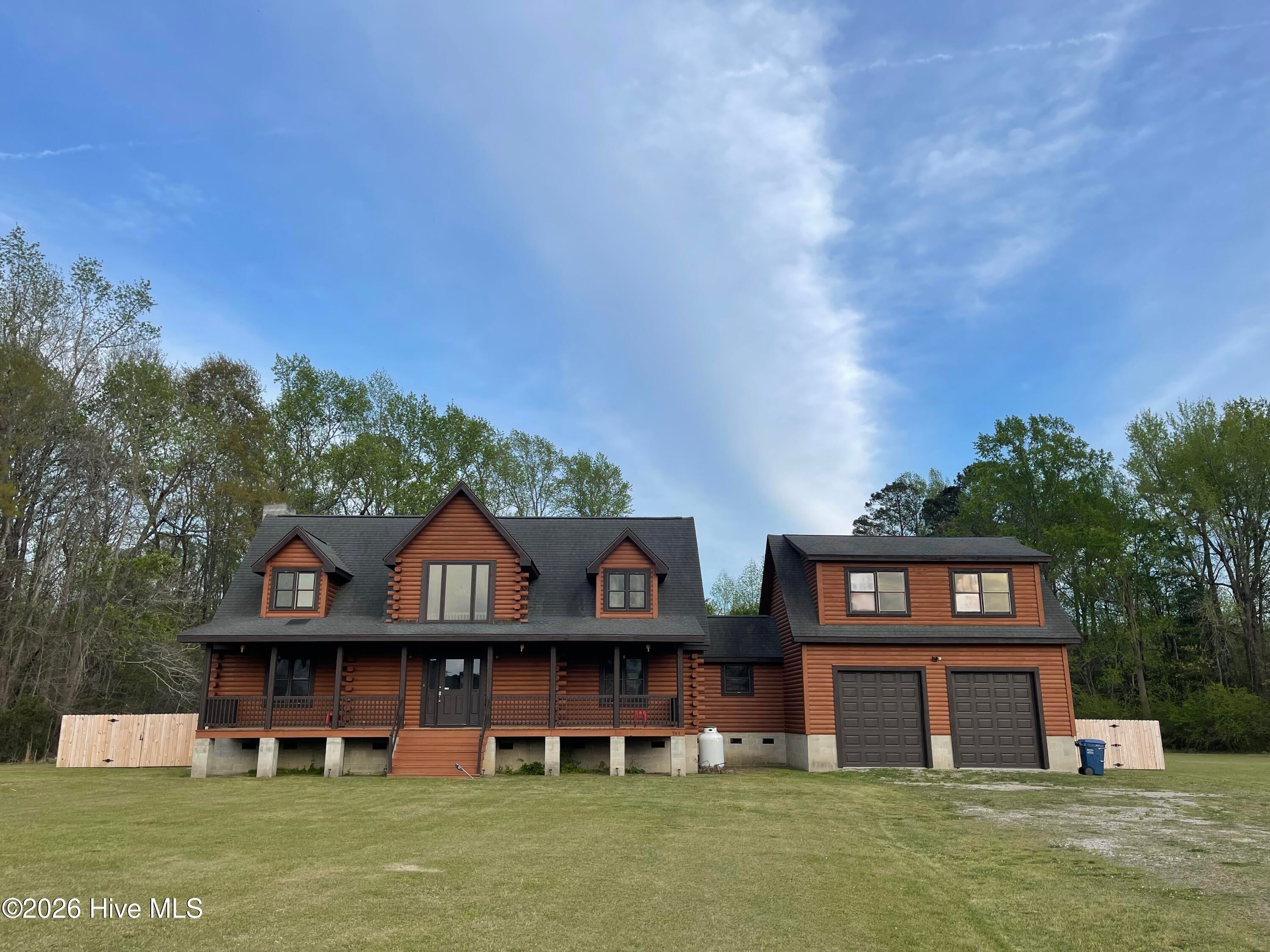 Washington, North Carolina, 27889, United States, 3 Bedrooms Bedrooms, ,3 BathroomsBathrooms,Residential,For Sale,2049044