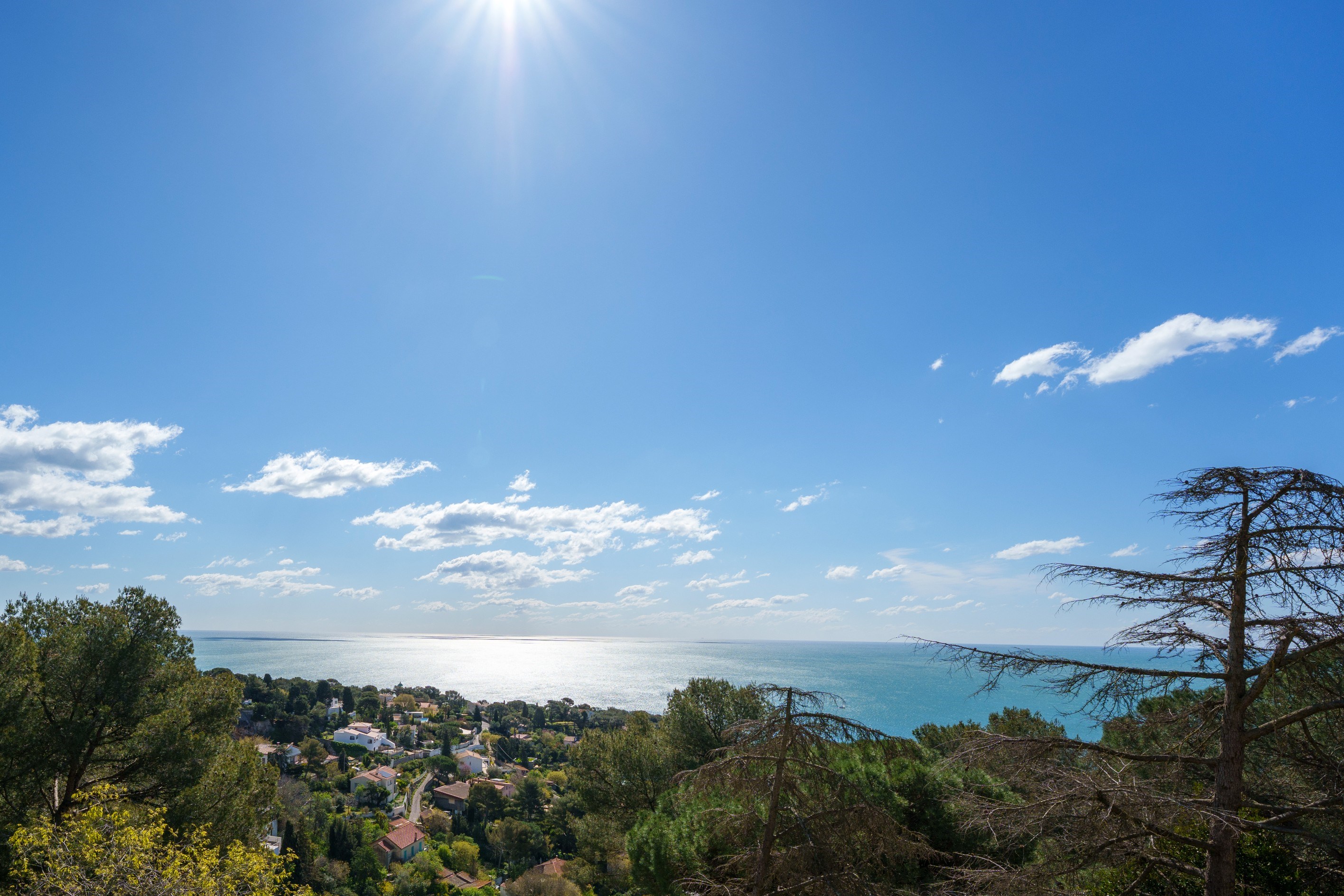  A balcony overlooking the Mediterranean… - 物件實景