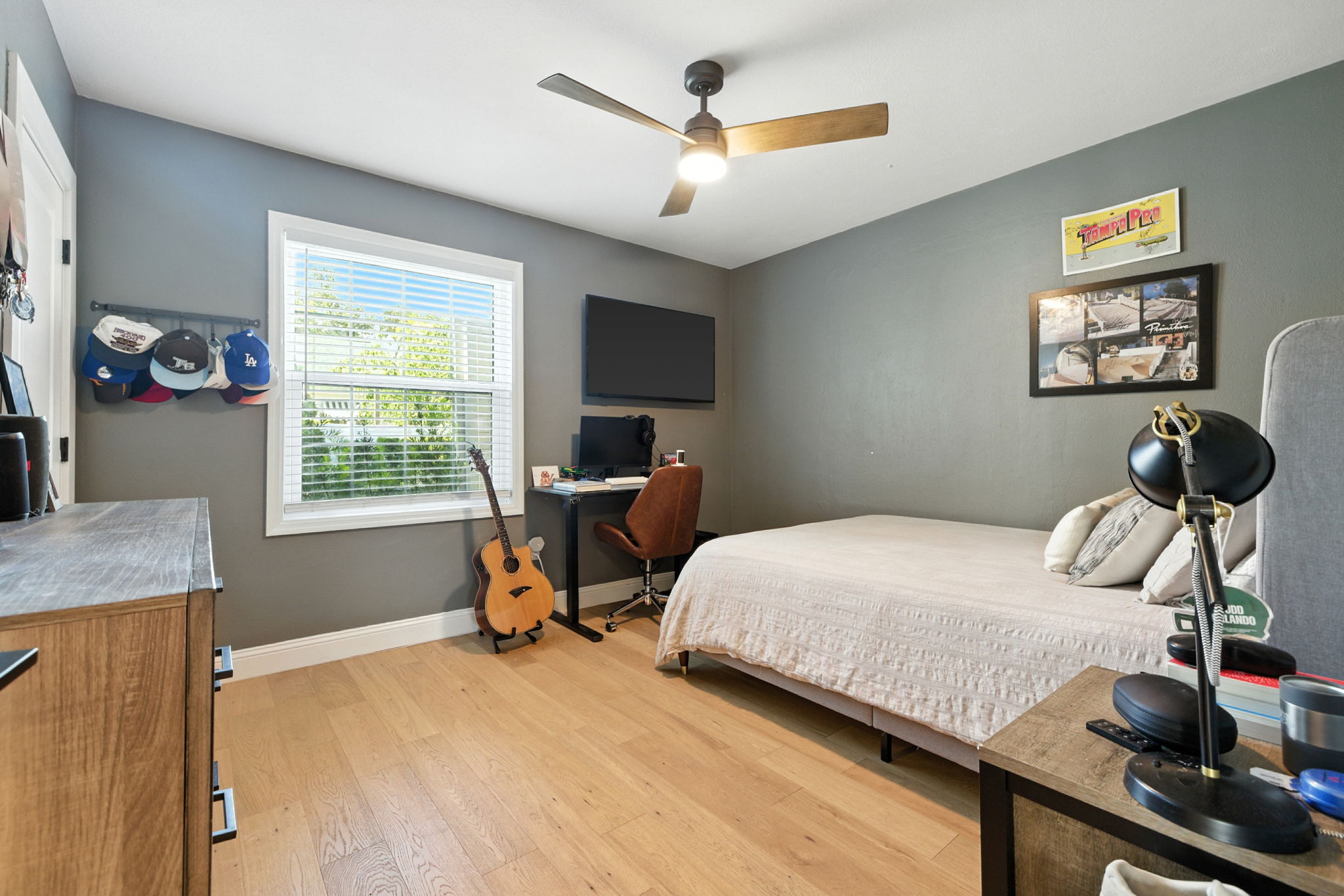 Tampa, Florida, 33629, United States, 3 Bedrooms Bedrooms, ,3 BathroomsBathrooms,Residential,For Sale,1923069