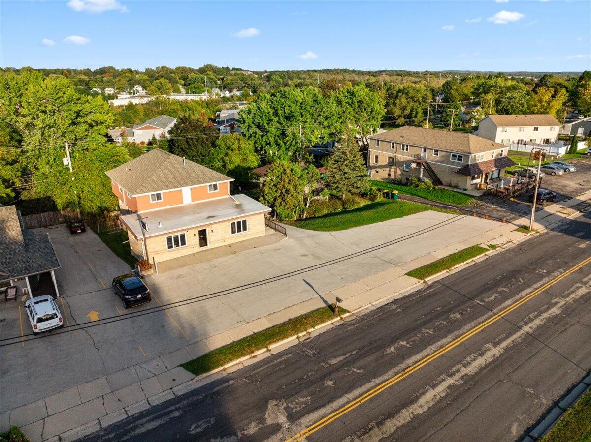 West Bend, Wisconsin, 53090, United States, 4 Bedrooms Bedrooms, ,3 BathroomsBathrooms,Residential,For Sale,1960551