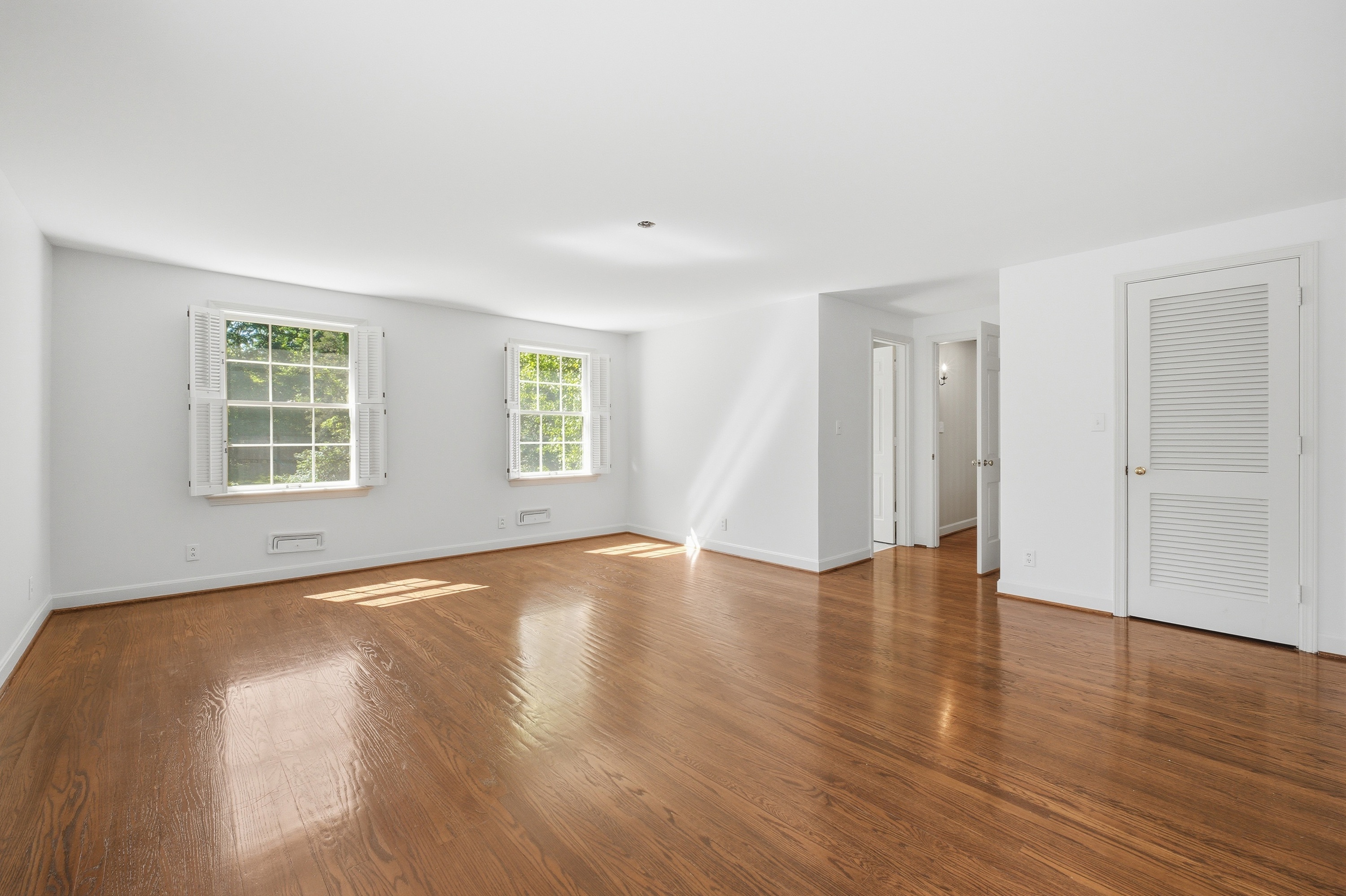  12000 Hazelwood Road, Anchorage, KY 40223 - 物件實景