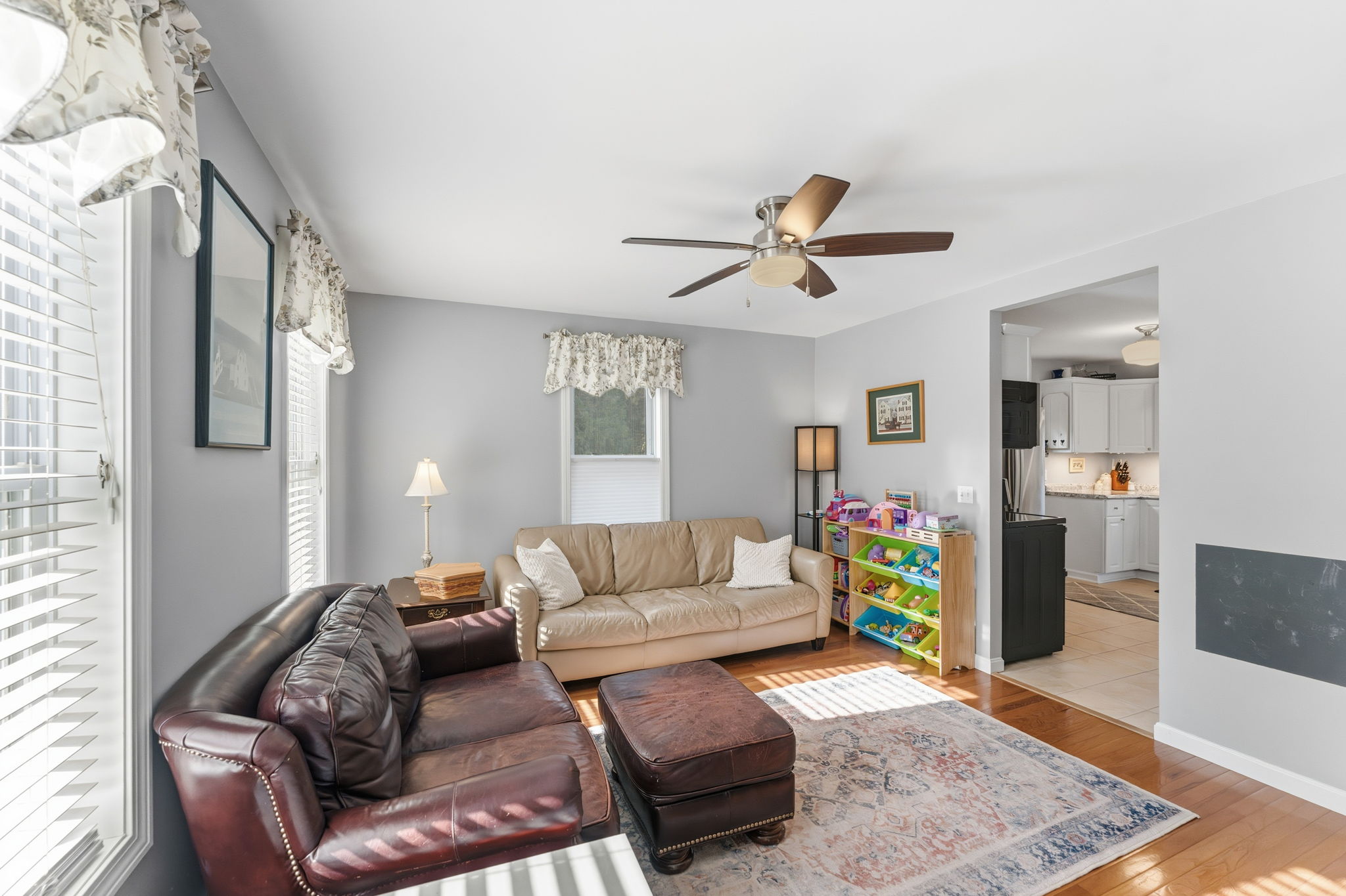 South Kingstown, Rhode Island, 02879, United States, 2 Bedrooms Bedrooms, ,2 BathroomsBathrooms,Residential,For Sale,1994423