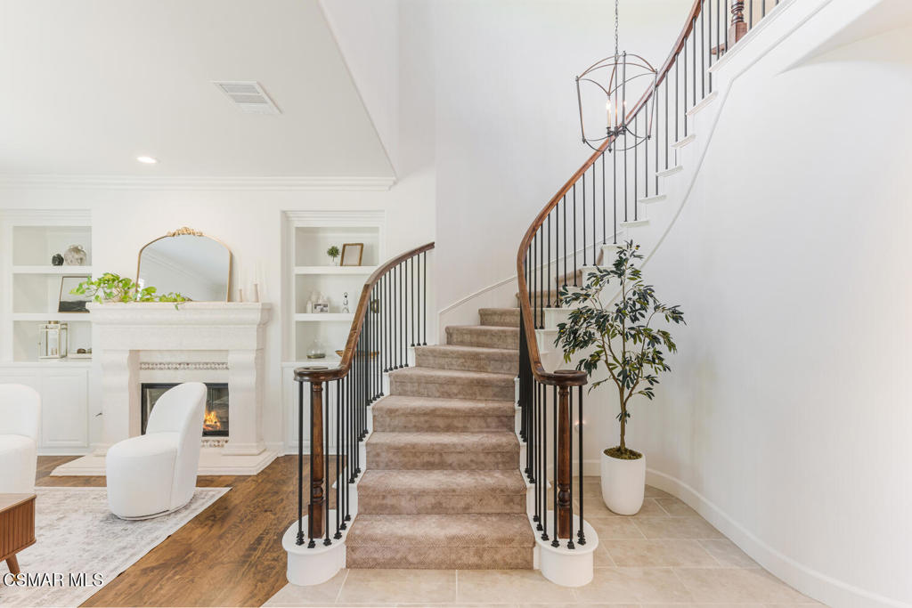 Simi Valley, California, 93065, United States, 4 Bedrooms Bedrooms, ,4 BathroomsBathrooms,Residential,For Sale,1978928