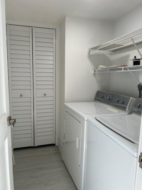 Hypoluxo, Florida, 33462, United States, 2 Bedrooms Bedrooms, ,2 BathroomsBathrooms,Residential,For Sale,1736314