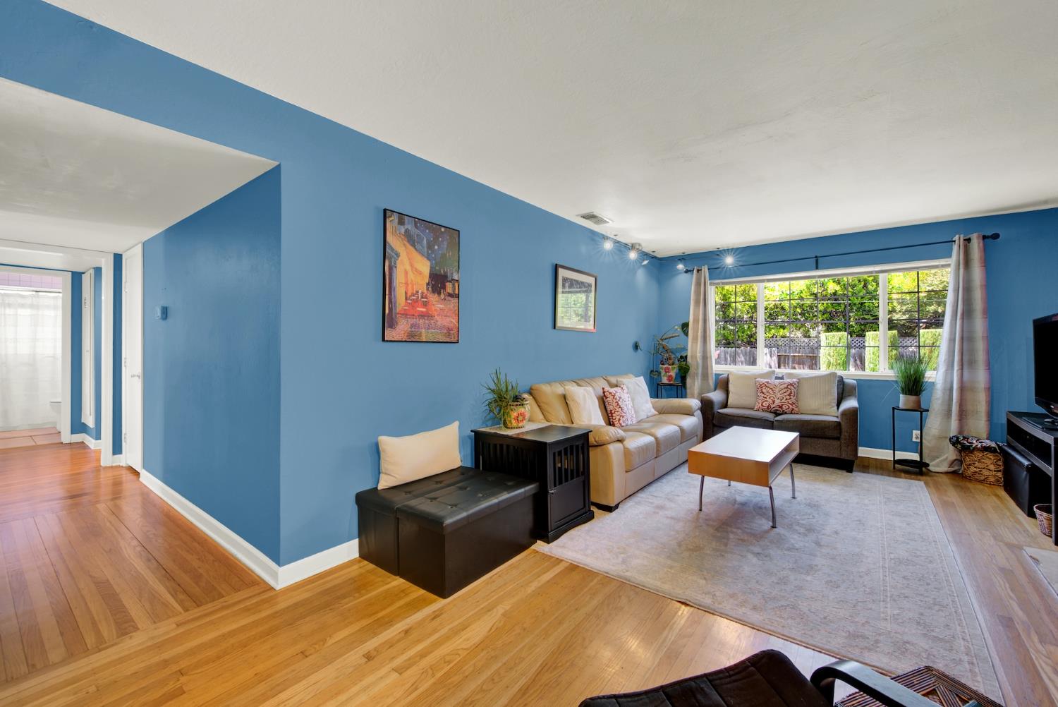 Carmichael, California, 95608, United States, 3 Bedrooms Bedrooms, ,2 BathroomsBathrooms,Residential,For Sale,1896985