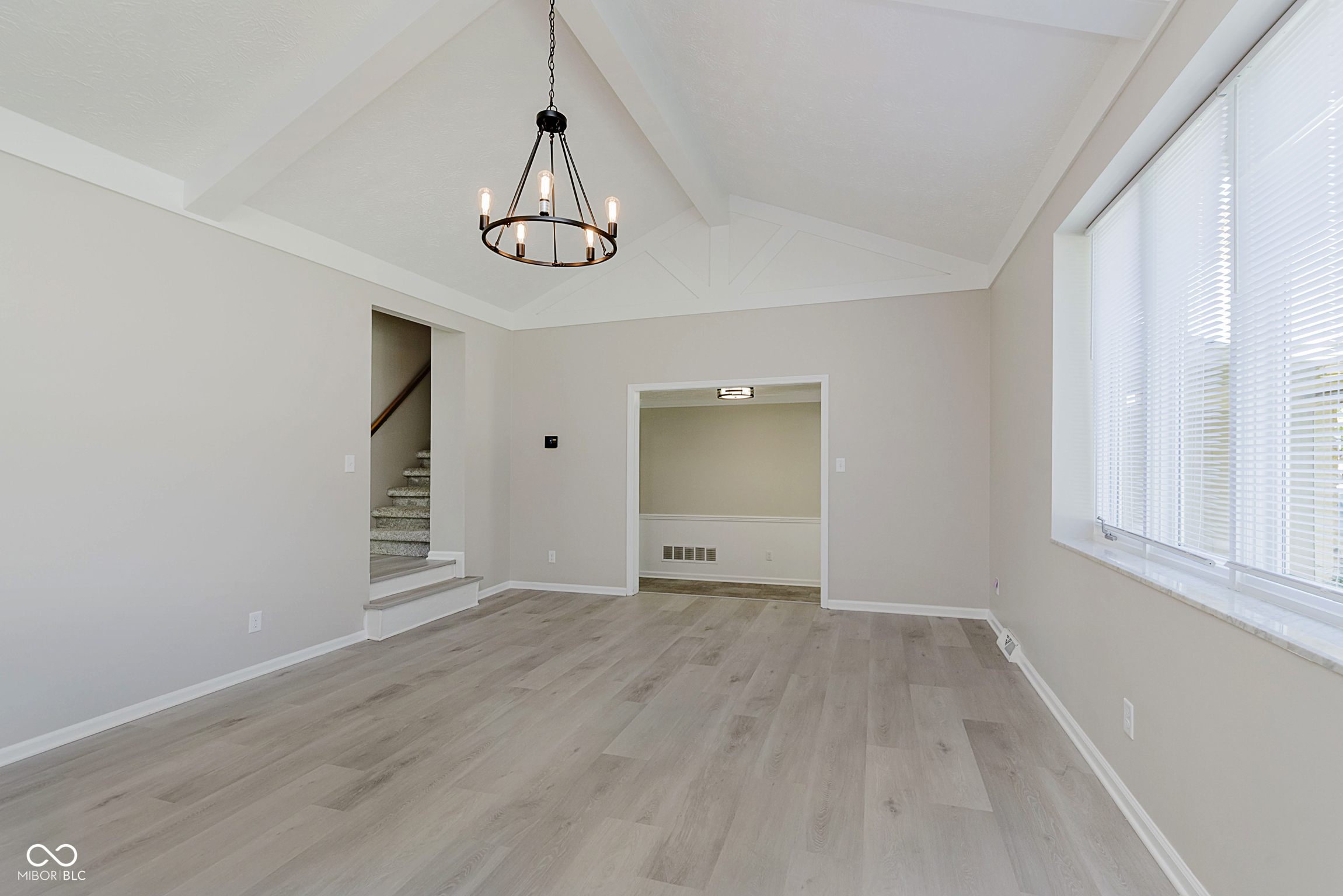 Greenwood, Indiana, 46143, United States, 4 Bedrooms Bedrooms, ,3 BathroomsBathrooms,Residential,For Sale,1976804