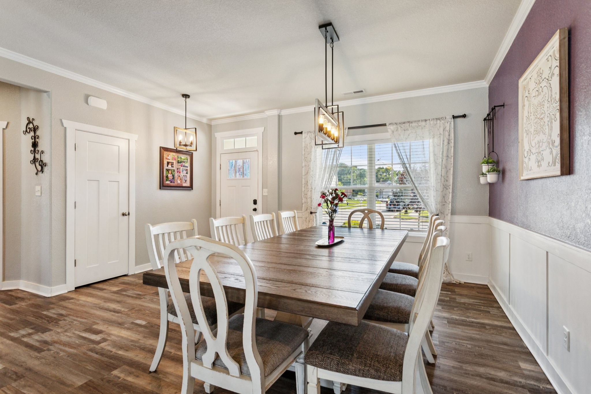 Chesapeake, Virginia, 23322, United States, 5 Bedrooms Bedrooms, ,3 BathroomsBathrooms,Residential,For Sale,1887948