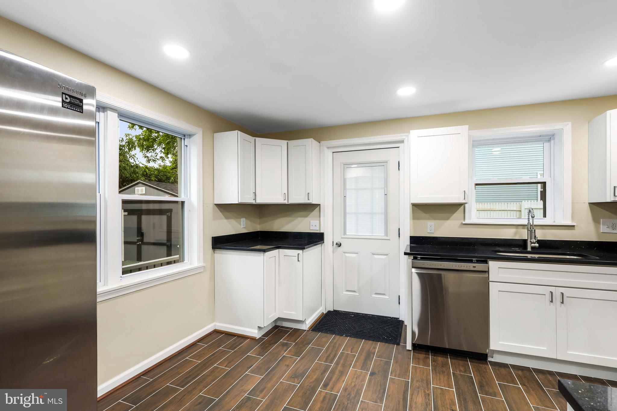 Glen Burnie, Maryland, 21061, United States, 4 Bedrooms Bedrooms, ,4 BathroomsBathrooms,Residential,For Sale,1900574