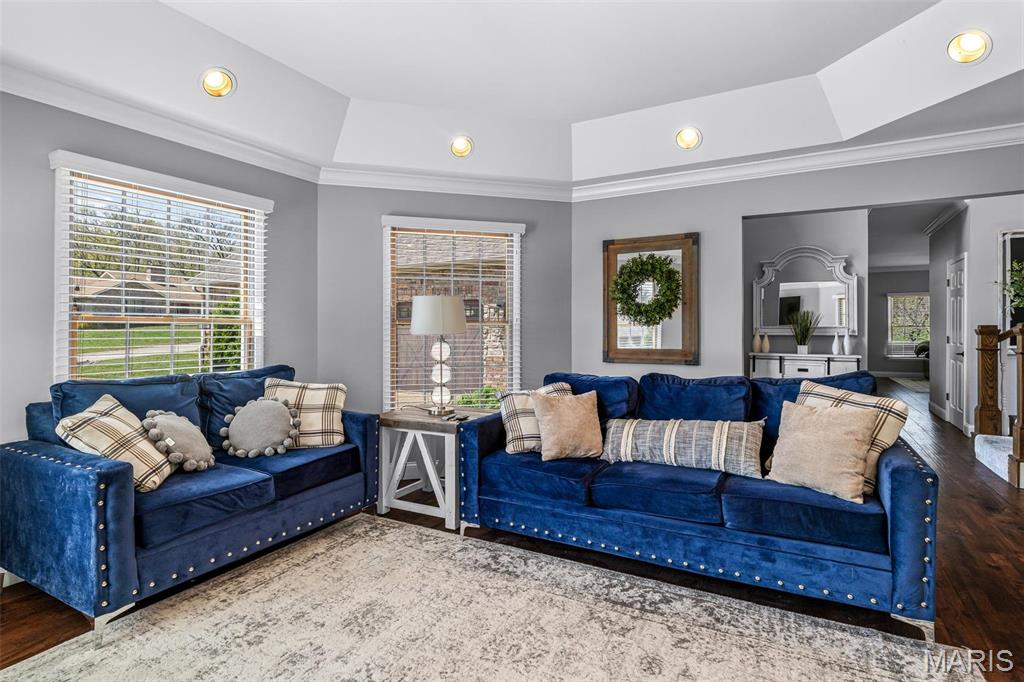Jackson, Missouri, 63755, United States, 6 Bedrooms Bedrooms, ,4 BathroomsBathrooms,Residential,For Sale,1941660