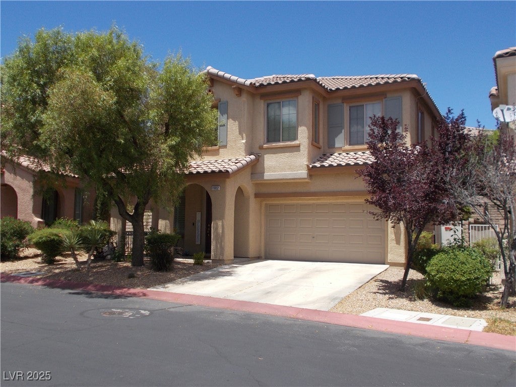 Las Vegas, Nevada, 89138, United States, 3 Bedrooms Bedrooms, ,3 BathroomsBathrooms,Residential,For Sale,2006390