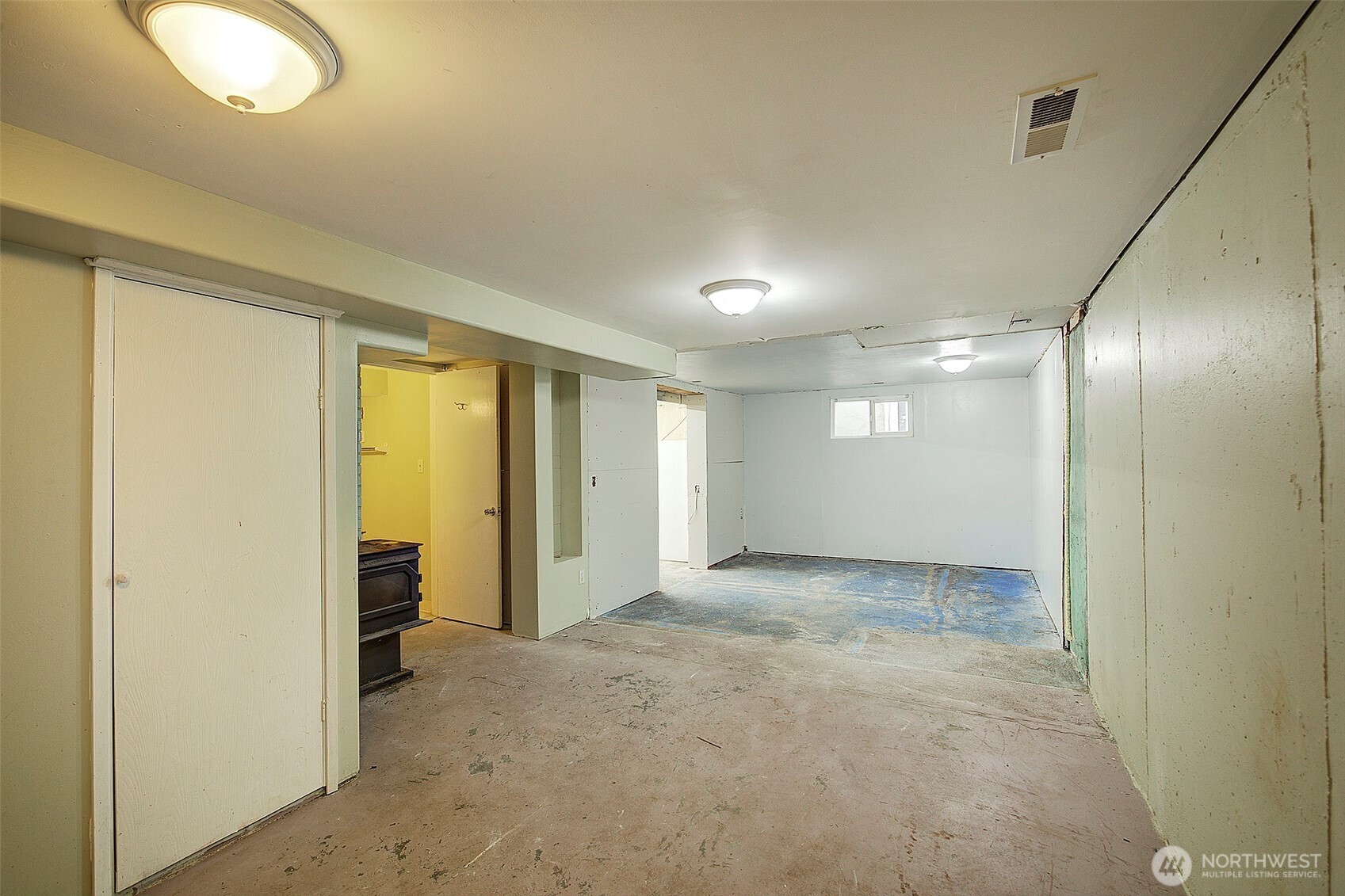 Federal Way, Washington, 98023, United States, 3 Bedrooms Bedrooms, ,3 BathroomsBathrooms,Residential,For Sale,2003316