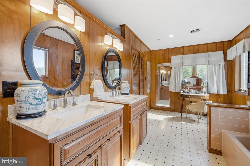 Milford, Delaware, 19963, United States, 3 Bedrooms Bedrooms, ,4 BathroomsBathrooms,Residential,For Sale,1994846