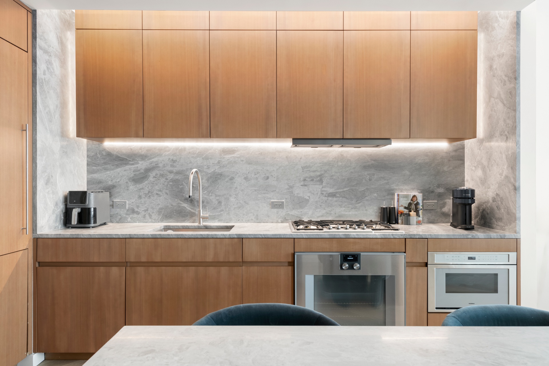  611 West 56th Street - 物件實景