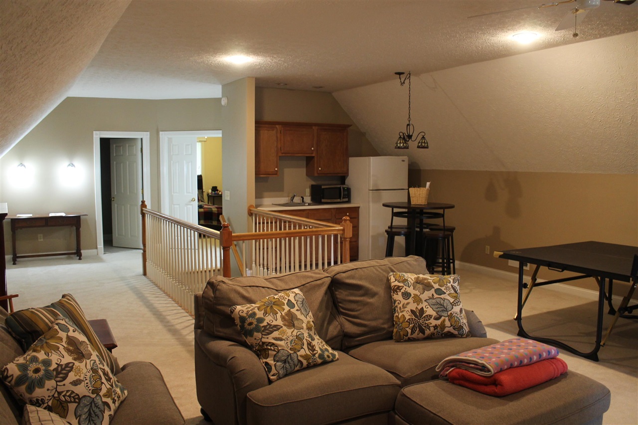 Alvaton, Kentucky, 42122, United States, 5 Bedrooms Bedrooms, ,4 BathroomsBathrooms,Residential,For Sale,1908612