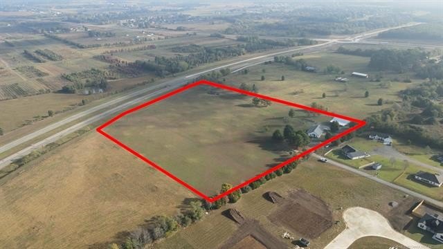 Tahlequah, Oklahoma, 74464, United States, 2 Bedrooms Bedrooms, ,2 BathroomsBathrooms,Residential,For Sale,1977801