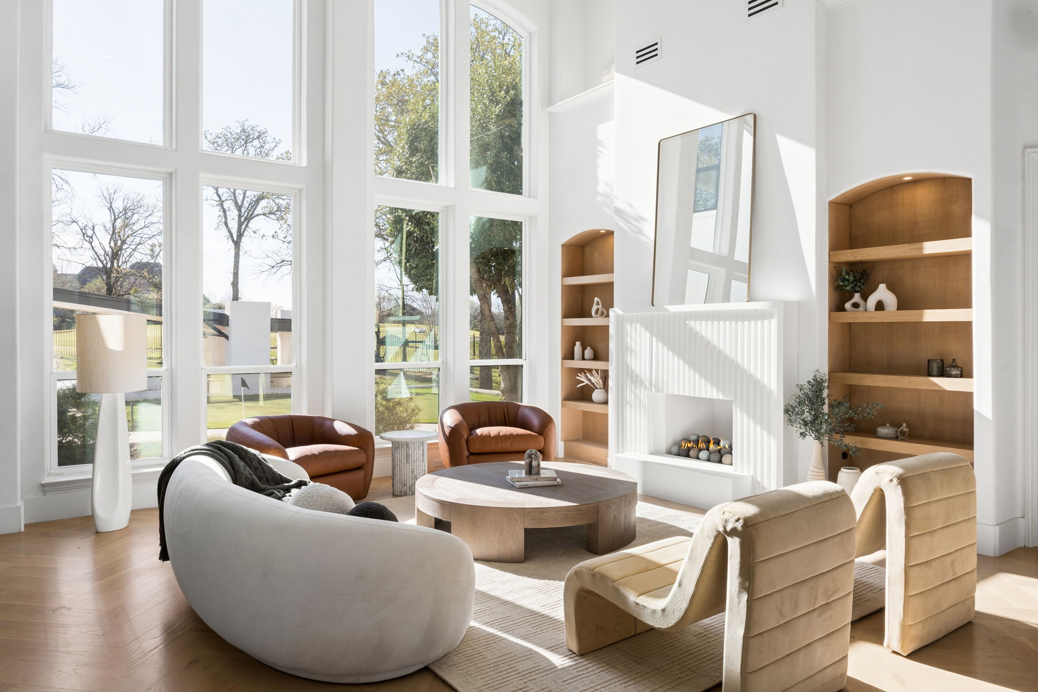  6001 Pine Valley Drive - 物件實景