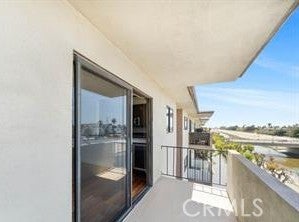 Los Angeles, California, 90066, United States, 1 Bedroom Bedrooms, ,1 BathroomBathrooms,Residential,For Sale,1885382