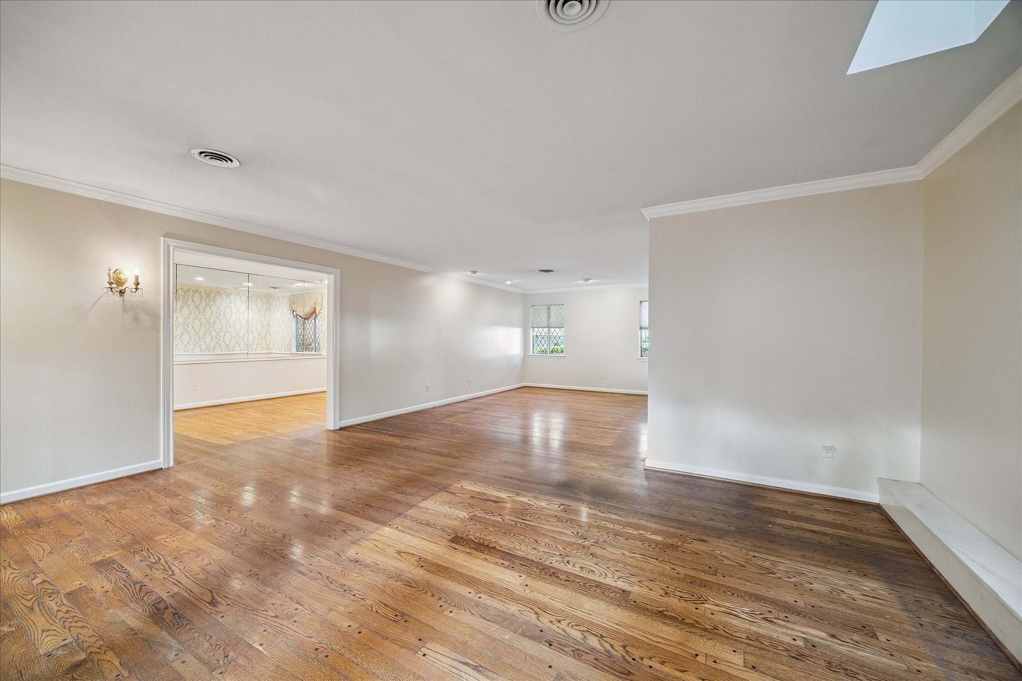  2126 Chimney Rock Road - 物件實景