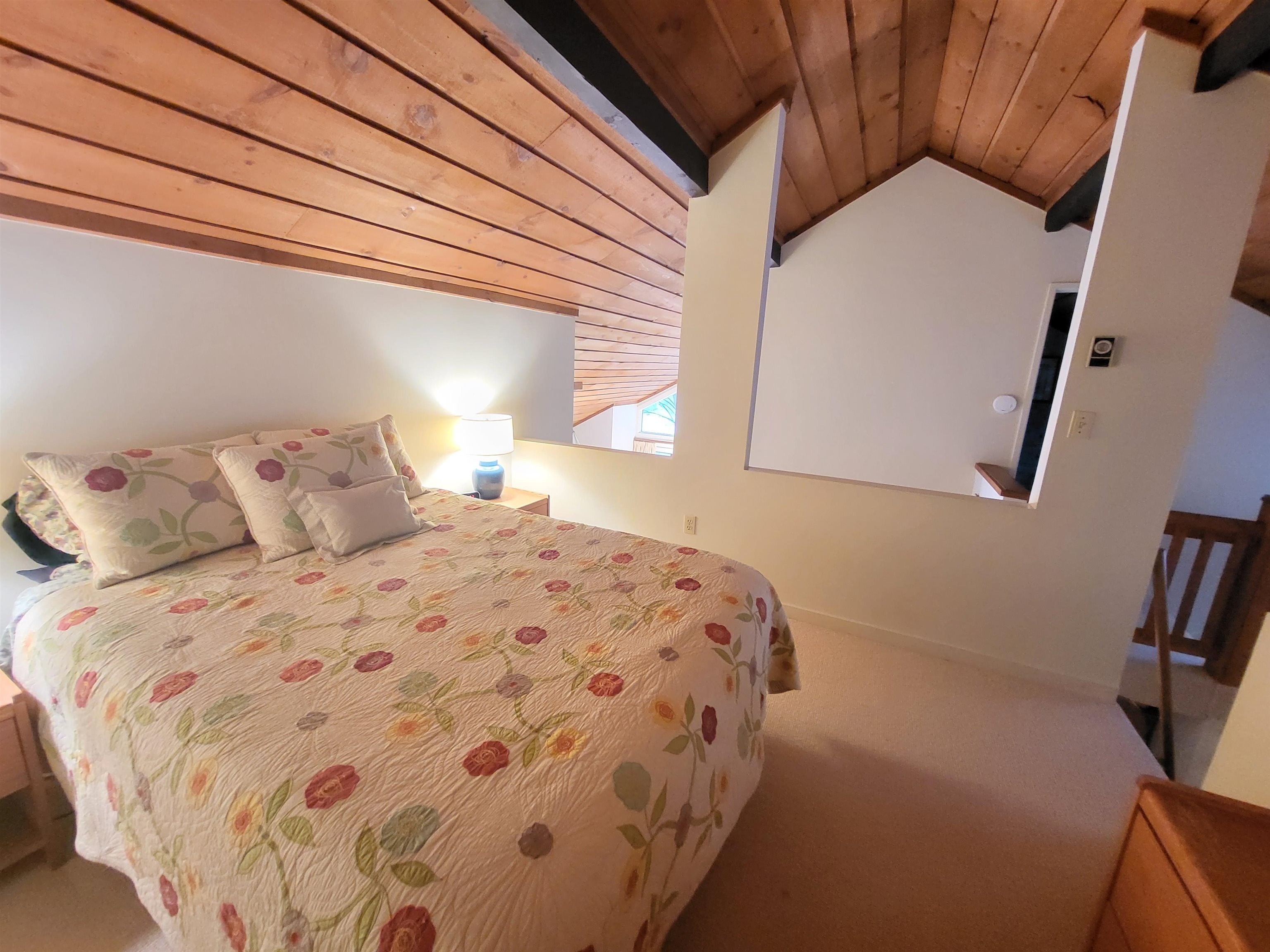 Lincoln, New Hampshire, 03251, United States, 5 Bedrooms Bedrooms, ,2 BathroomsBathrooms,Residential,For Sale,2003487