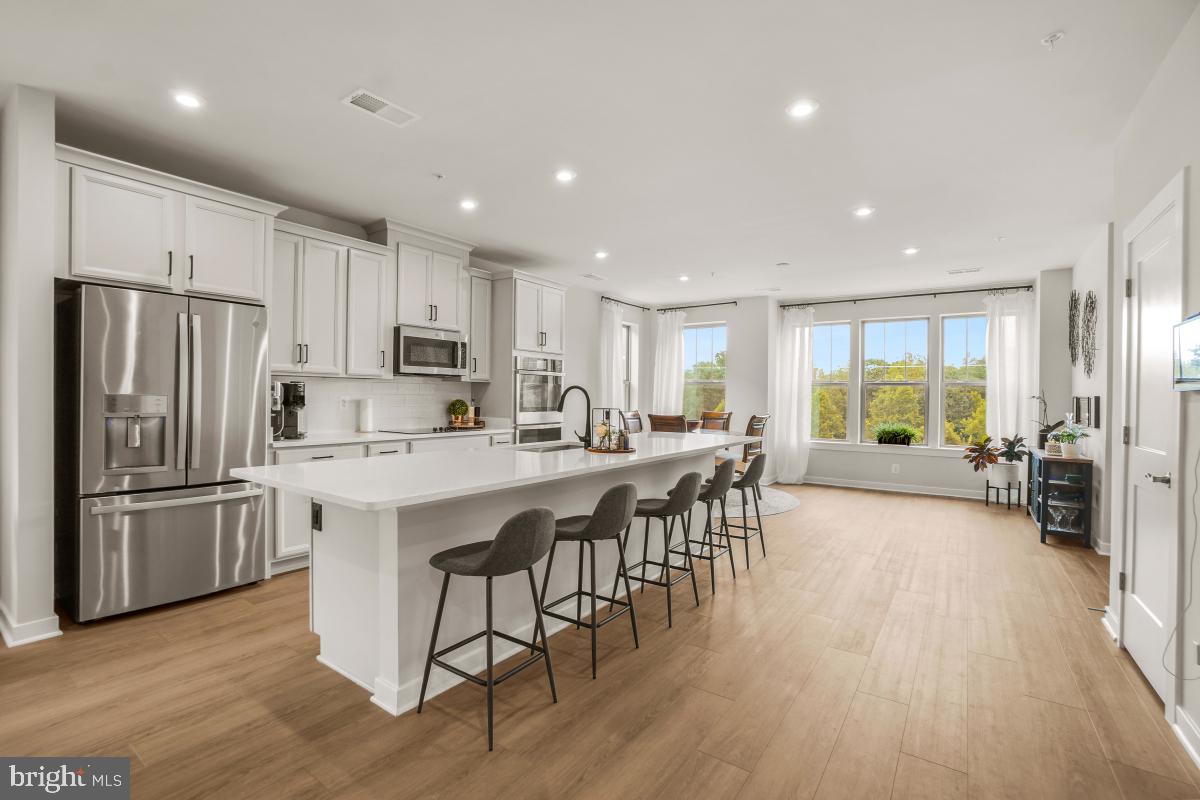 Manassas Park, Virginia, 20111, United States, 3 Bedrooms Bedrooms, ,3 BathroomsBathrooms,Residential,For Sale,1942849