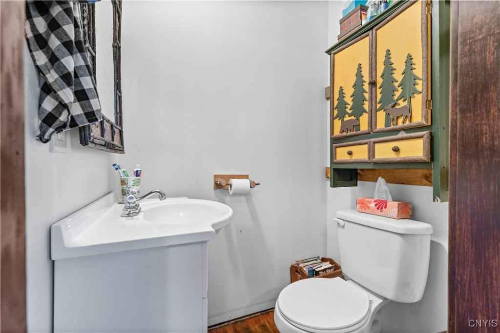 Forestport, New York, 13338, United States, 4 Bedrooms Bedrooms, ,2 BathroomsBathrooms,Residential,For Sale,1882810