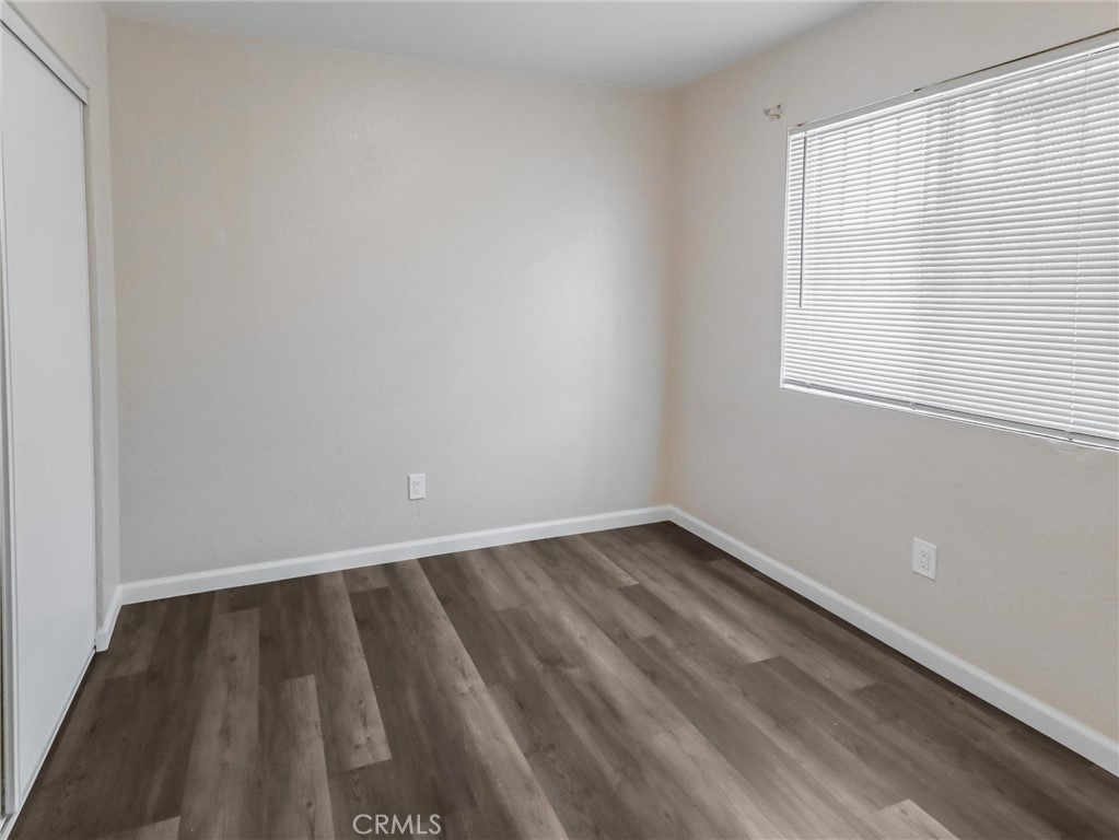 Los Angeles, California, 90003, United States, 5 Bedrooms Bedrooms, ,3 BathroomsBathrooms,Residential,For Sale,1935114
