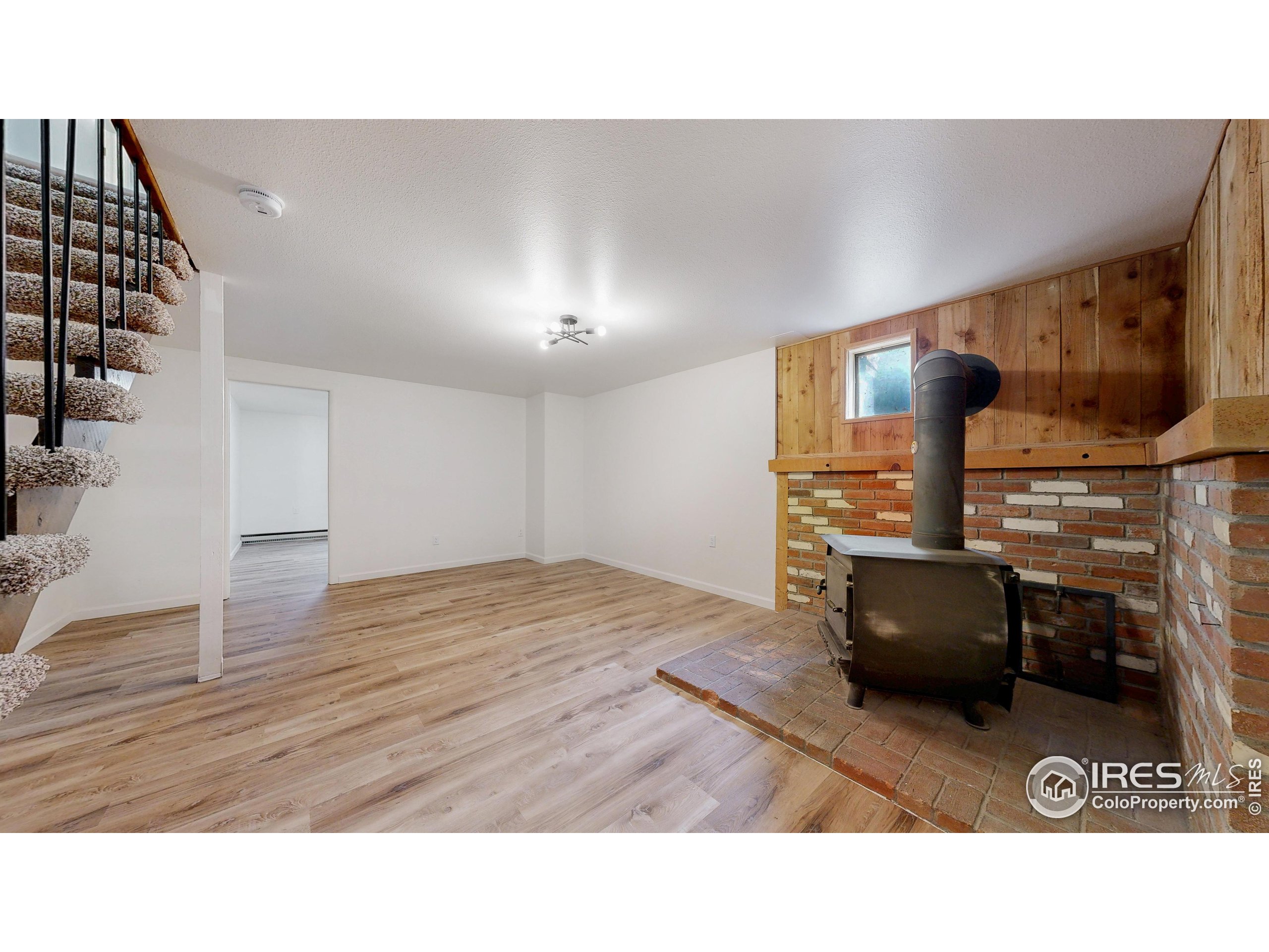 Fort Collins, Colorado, 80521, United States, 3 Bedrooms Bedrooms, ,1 BathroomBathrooms,Residential,For Sale,1948216