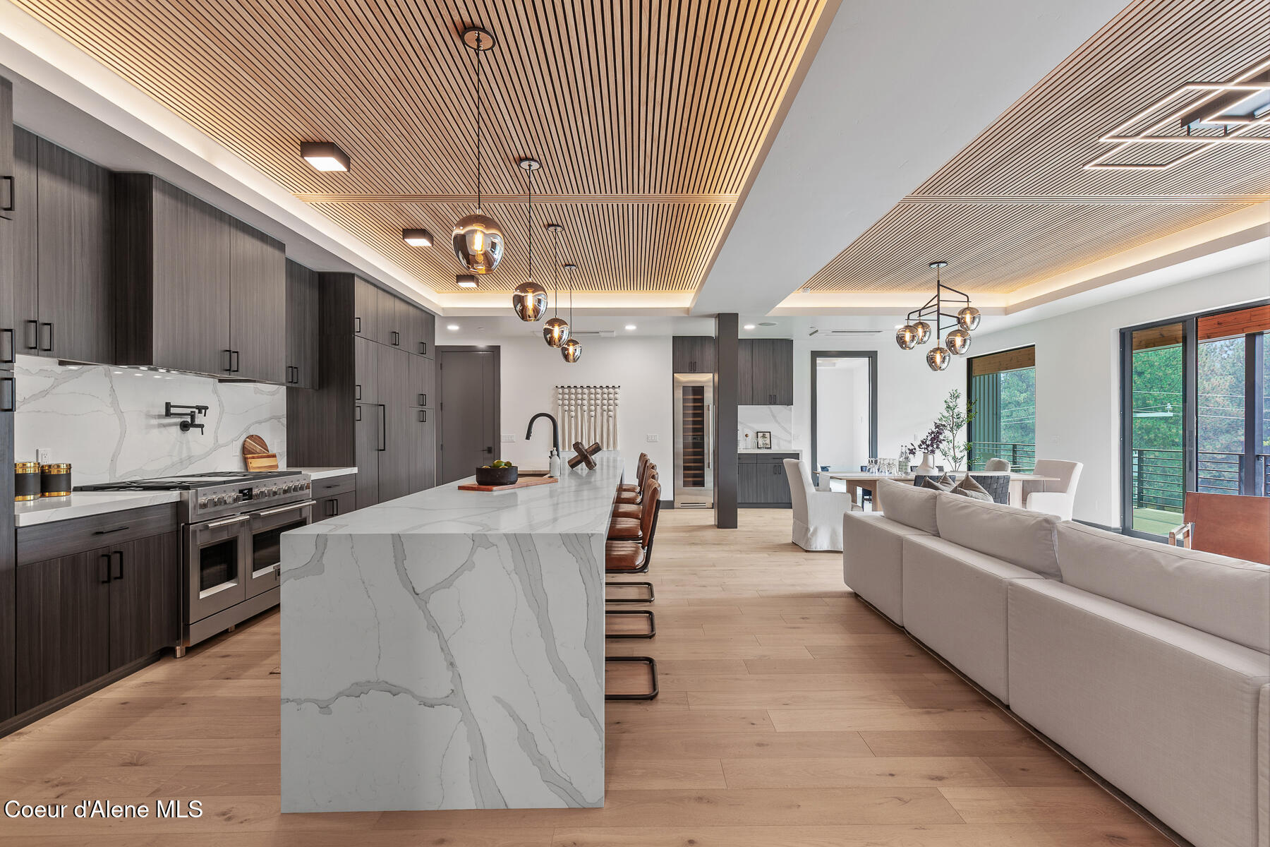 Coeur d'Alene, Idaho, 83814, United States, 3 Bedrooms Bedrooms, ,4 BathroomsBathrooms,Residential,For Sale,1977257