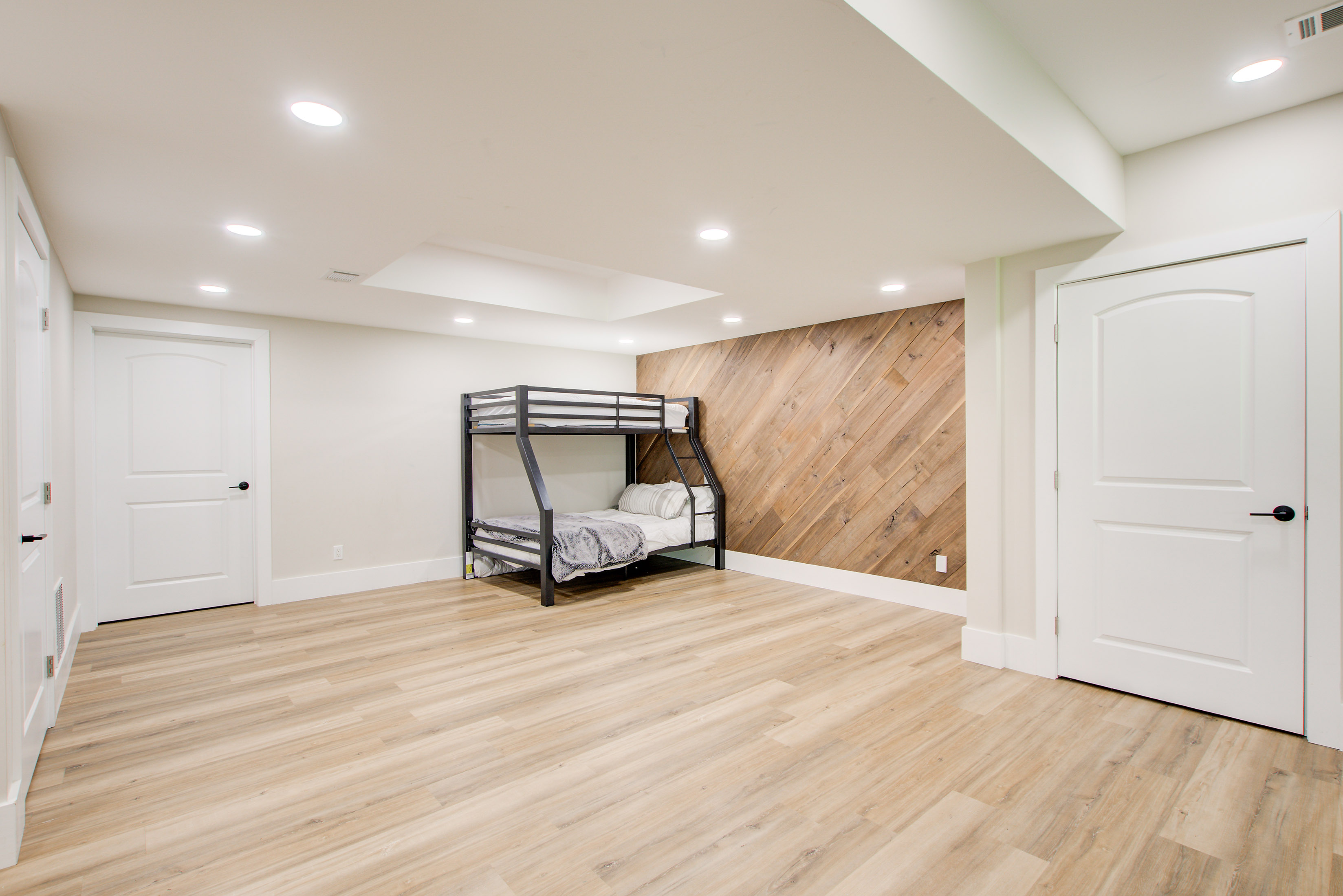  Exceptional Space and Craftsmanship in Custom Brookhaven Home - 物件實景