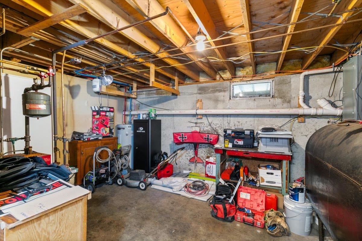 Milton, New Hampshire, 03851, United States, ,Residential,For Sale,1982719