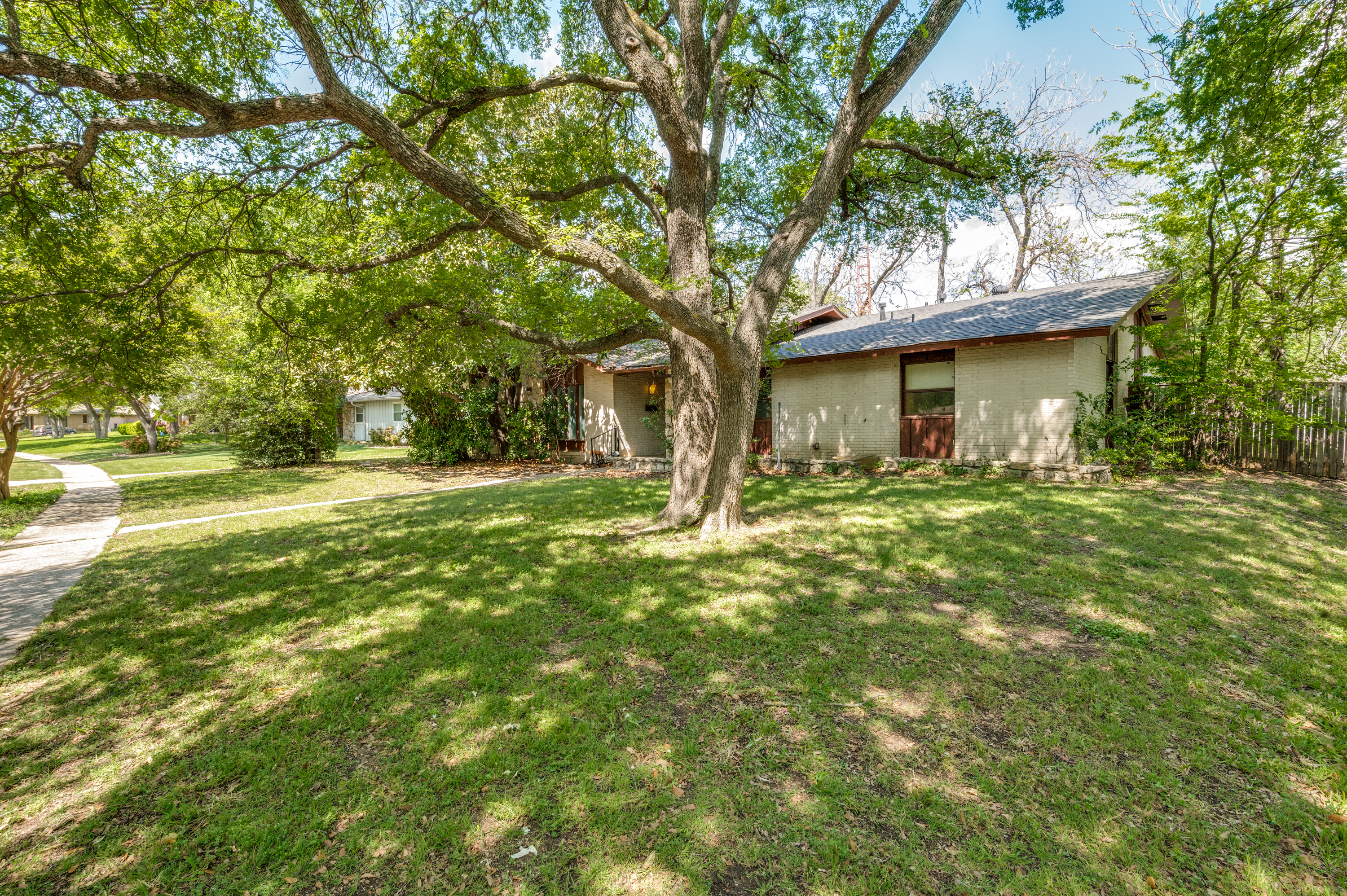  Glen Cove - Private School Fabulous Area of Dallas - 物件實景