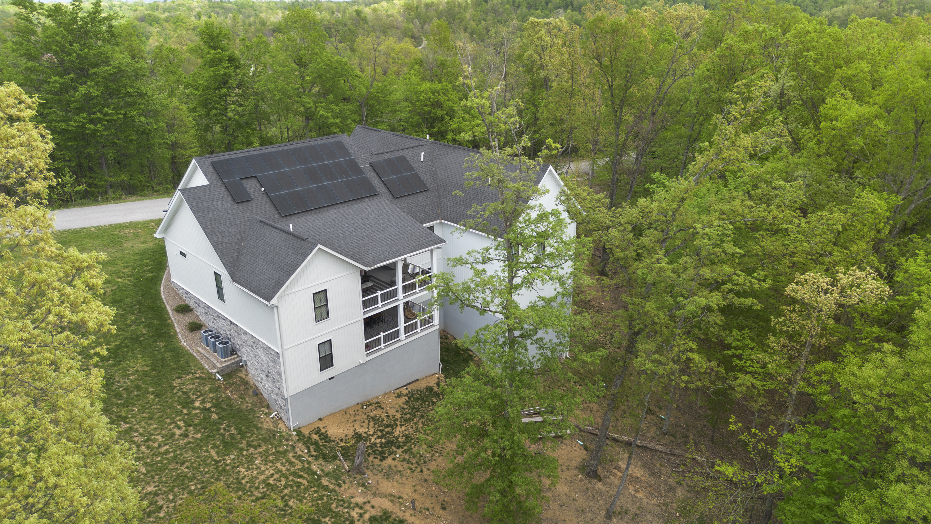 Huntington, West Virginia, 25701, United States, 6 Bedrooms Bedrooms, ,6 BathroomsBathrooms,Residential,For Sale,1977823