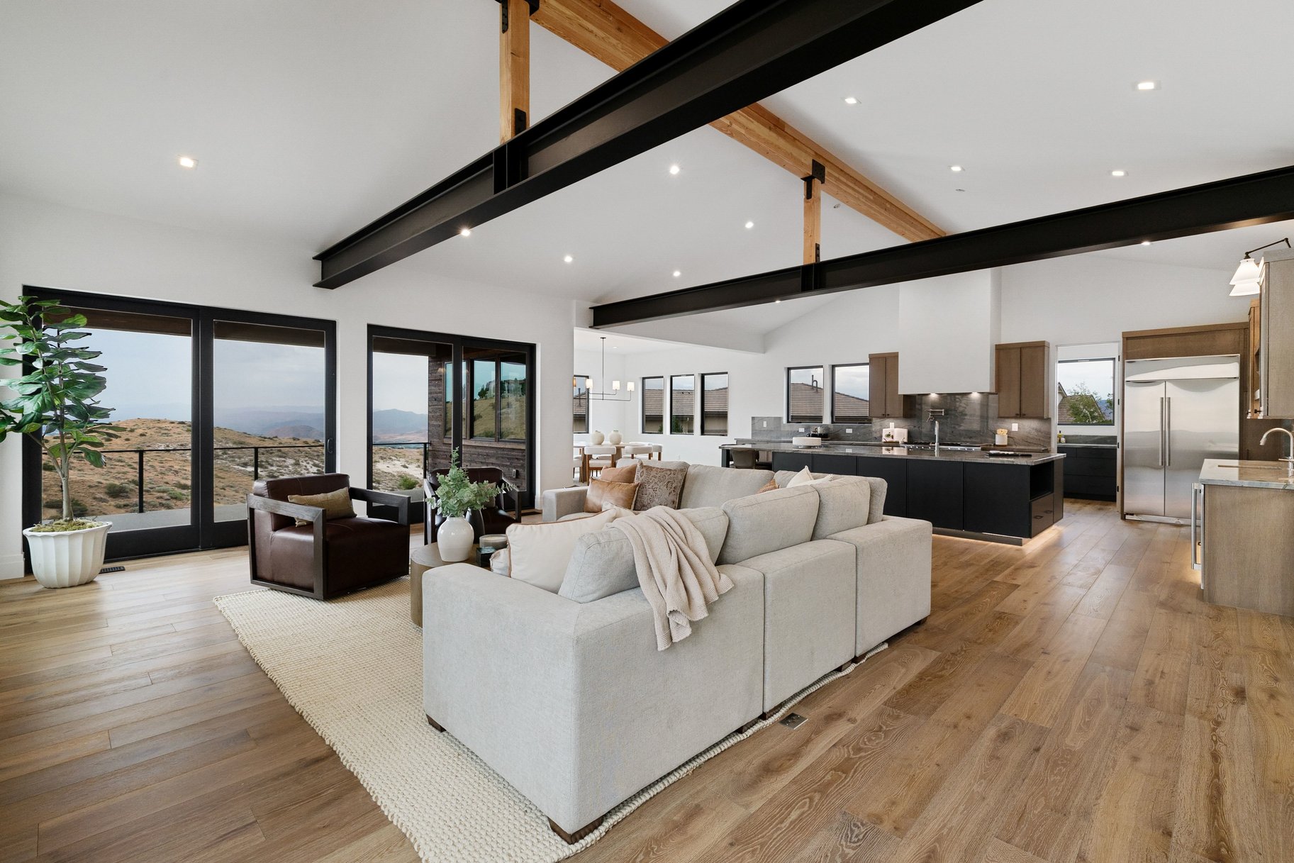  Altmann Craftsmanship. Arrowcreek Address. Uncompromising Finishes. - 物件實景