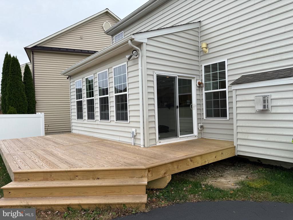 Milton, Delaware, 19968, United States, 4 Bedrooms Bedrooms, ,4 BathroomsBathrooms,Residential,For Sale,1999032