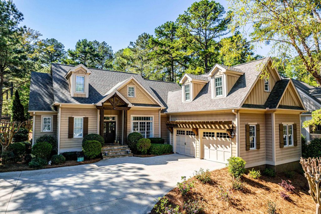 Eatonton, Georgia, 31024, United States, 3 Bedrooms Bedrooms, ,4 BathroomsBathrooms,Residential,For Sale,1885439