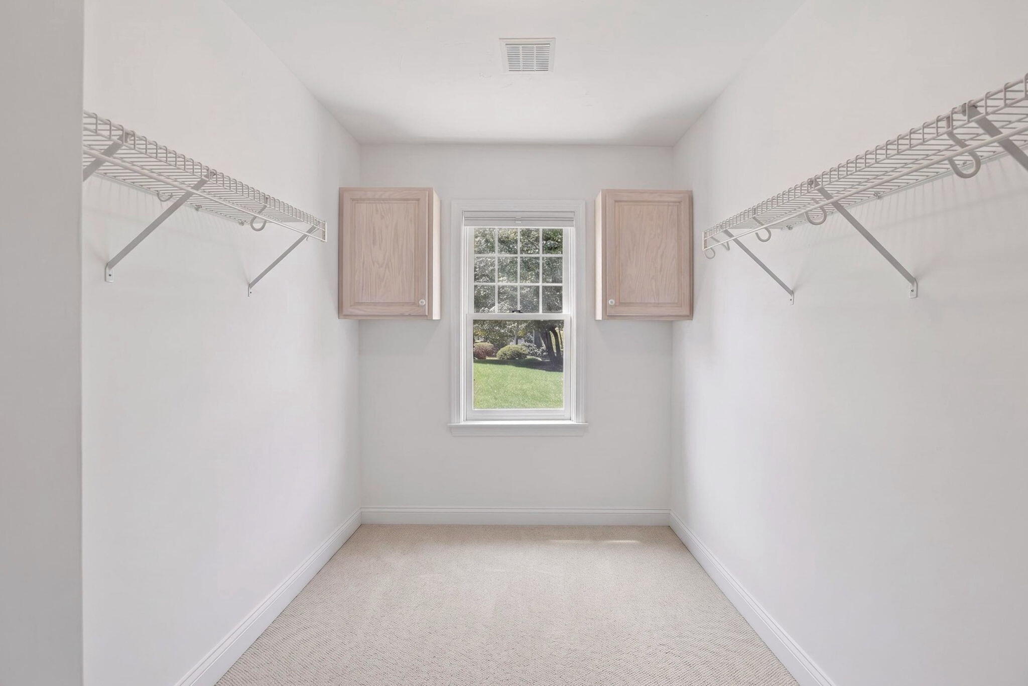  102 Waterford Drive - 物件實景