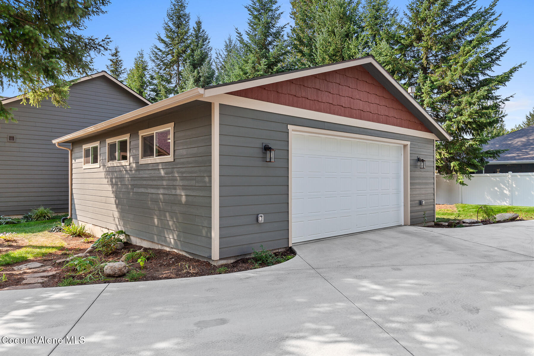 Spirit Lake, Idaho, 83869, United States, 3 Bedrooms Bedrooms, ,2 BathroomsBathrooms,Residential,For Sale,1981363