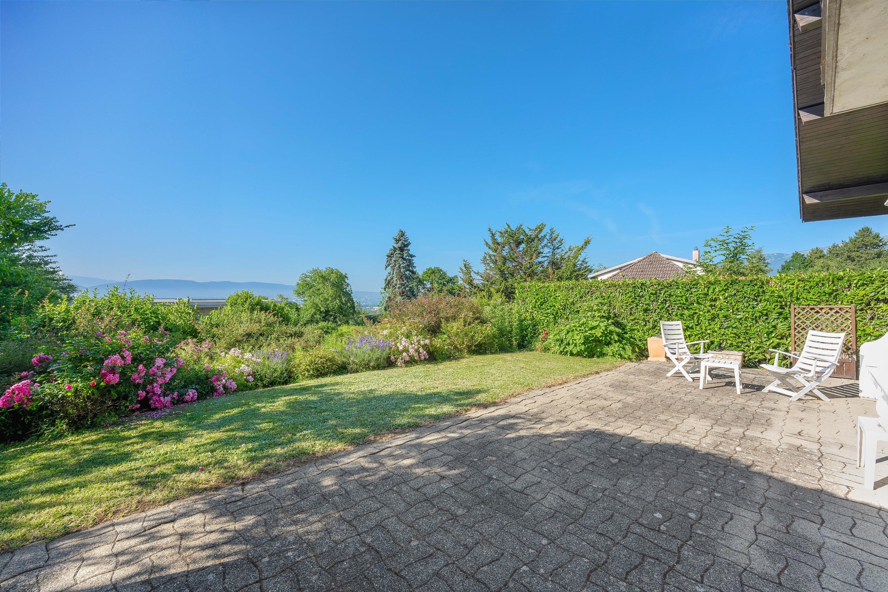  House with great potential in Grilly. - 物件實景