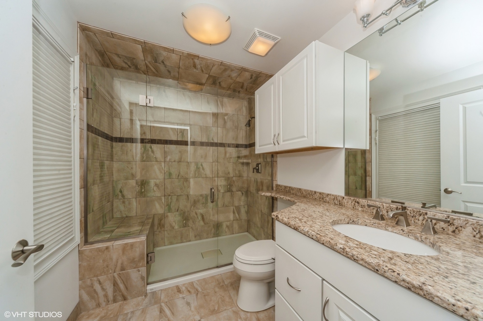 Lake Forest, Illinois, 60045, United States, 3 Bedrooms Bedrooms, ,5 BathroomsBathrooms,Residential,For Sale,1794834