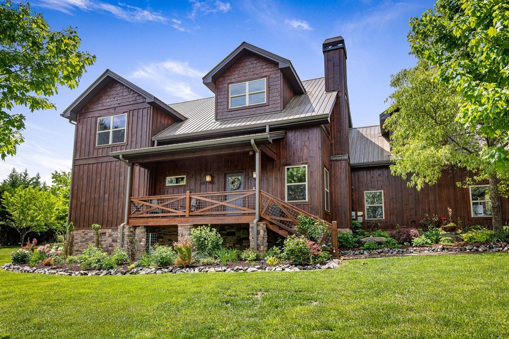 Blairsville, Georgia, 30512, United States, 4 Bedrooms Bedrooms, ,3 BathroomsBathrooms,Residential,For Sale,1876280