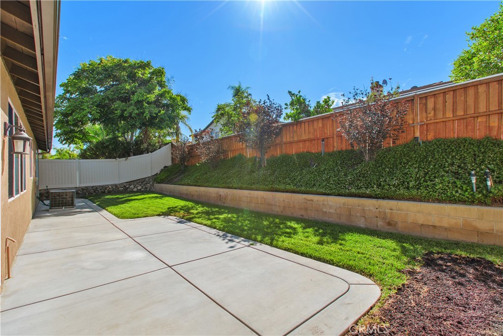 Murrieta, California, 92562, United States, 4 Bedrooms Bedrooms, ,2 BathroomsBathrooms,Residential,For Sale,1906969