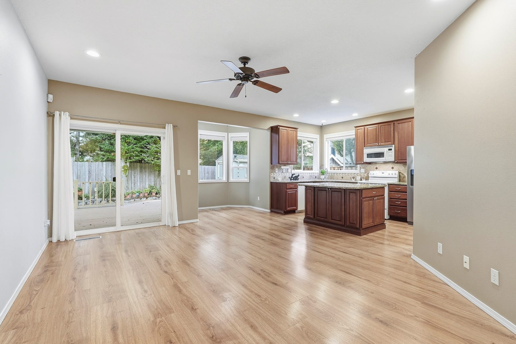  29411 SW CAMELOT ST Wilsonville, OR 97070 - 物件實景