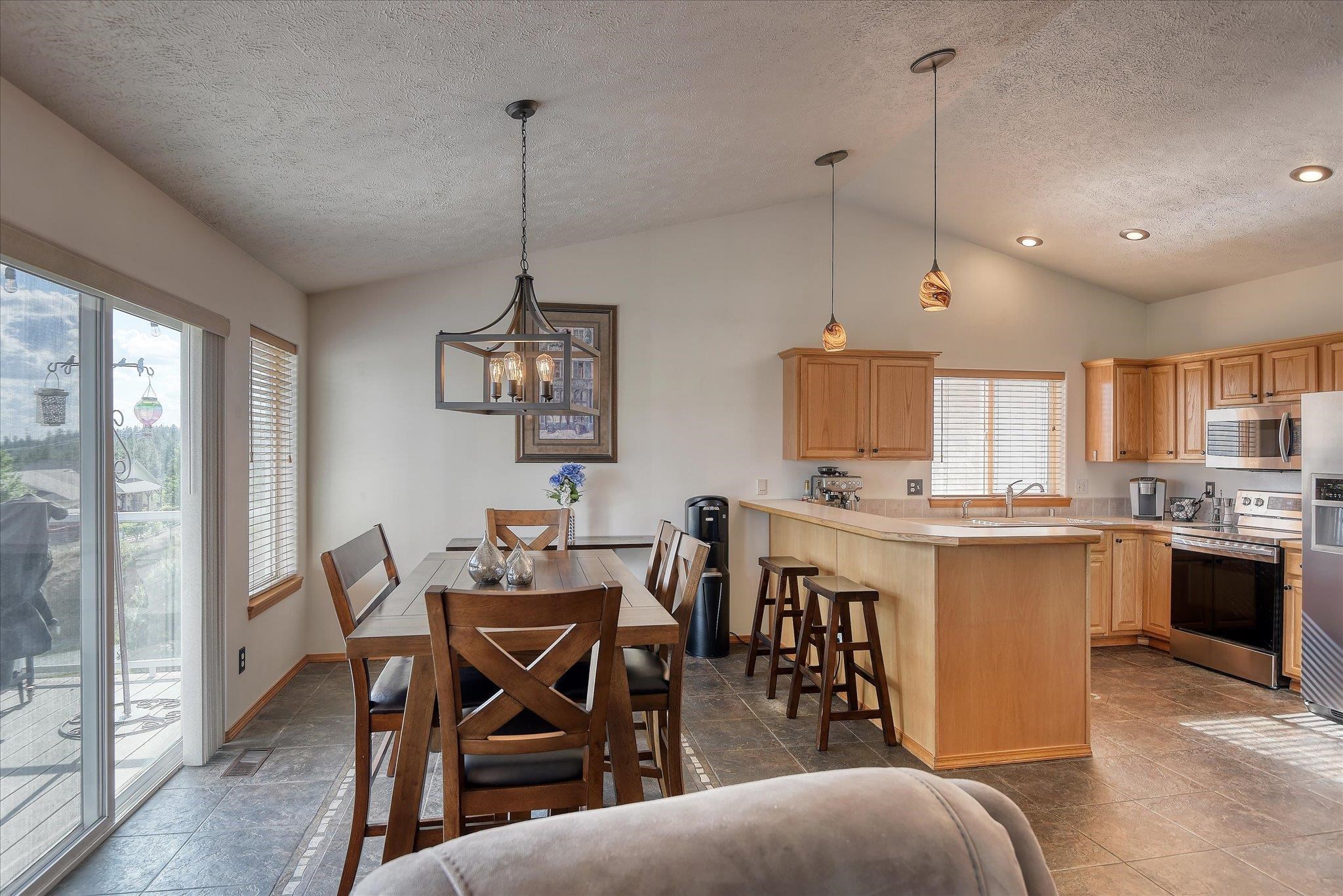 Otis Orchards, Washington, 99027, United States, 5 Bedrooms Bedrooms, ,3 BathroomsBathrooms,Residential,For Sale,1975926