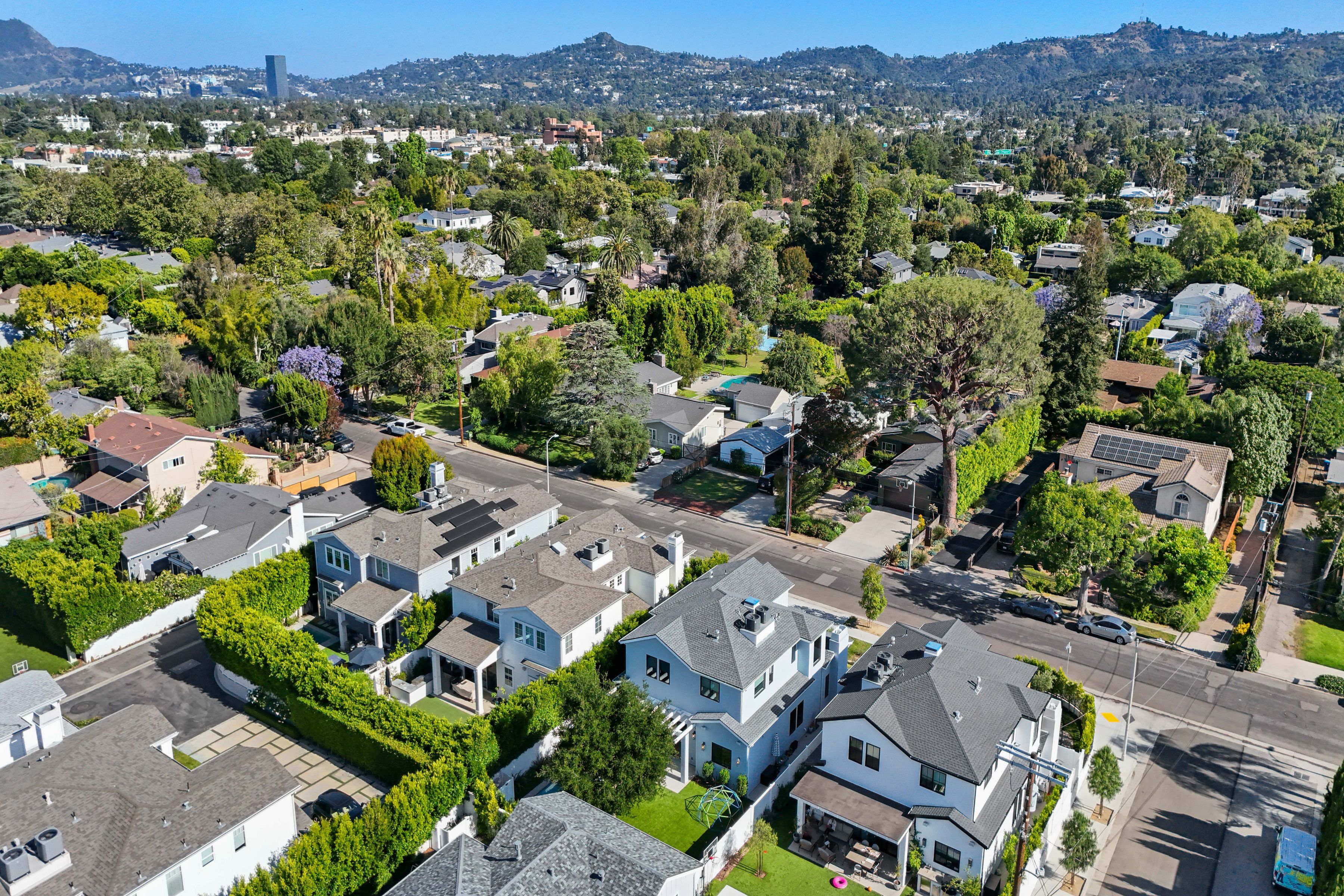  12341 Addison Street - 物件實景